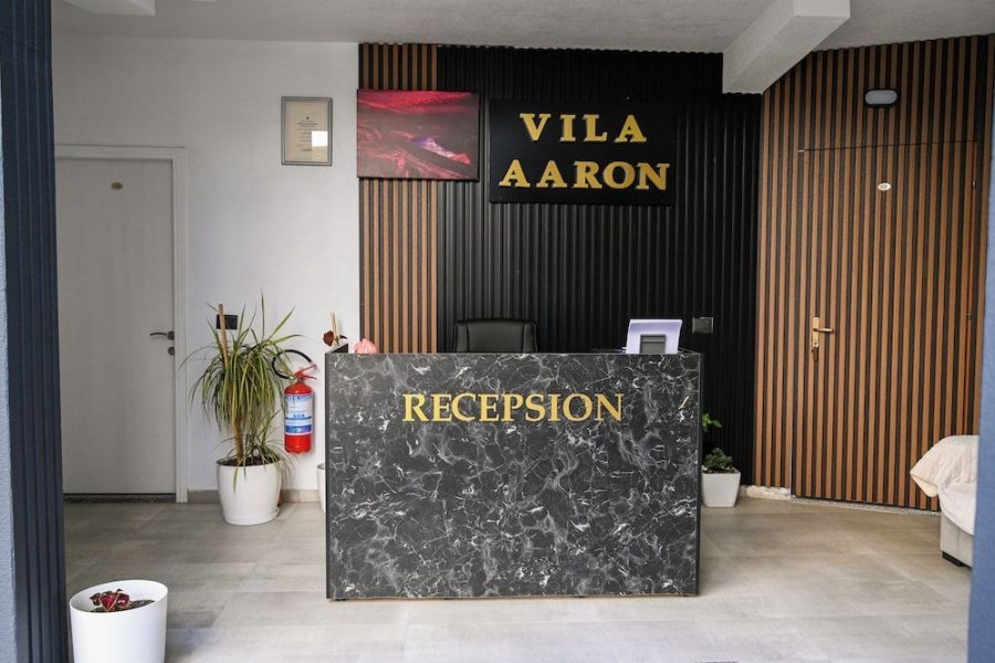 Palermo - Riviera Albanese - Hotel Vila AARON