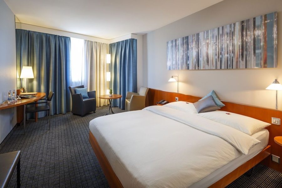 Napoli - Basilea - Hotel Metropol Basel