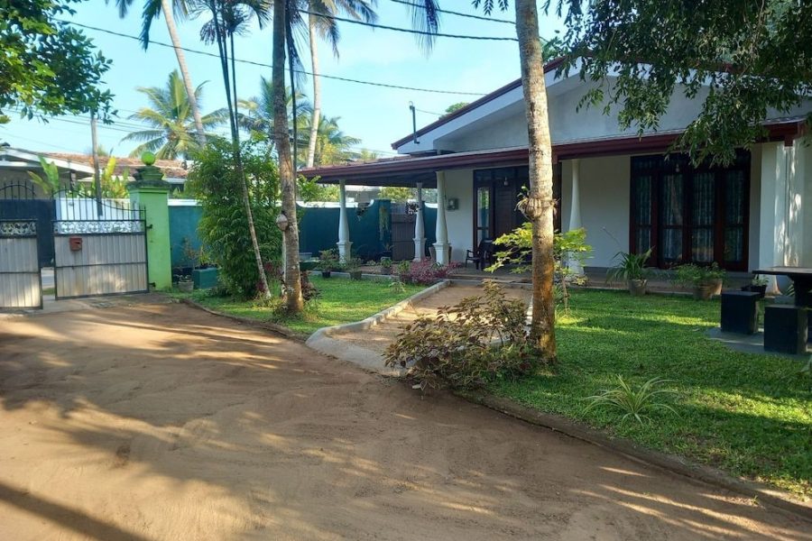 Roma - Bentota - Shenya Villa