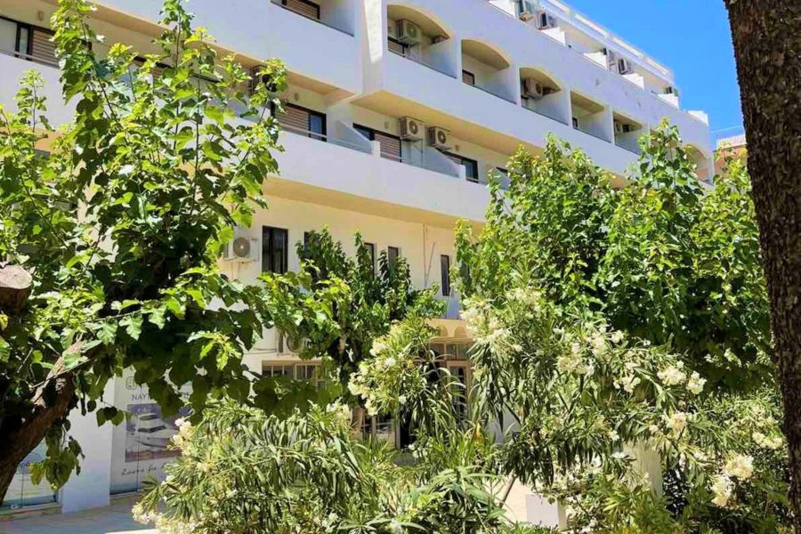 Trieste - Chania - Apollon Hotel
