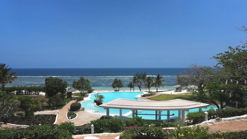 Bologna - Costa del Kenya - Zahari Oceanfront