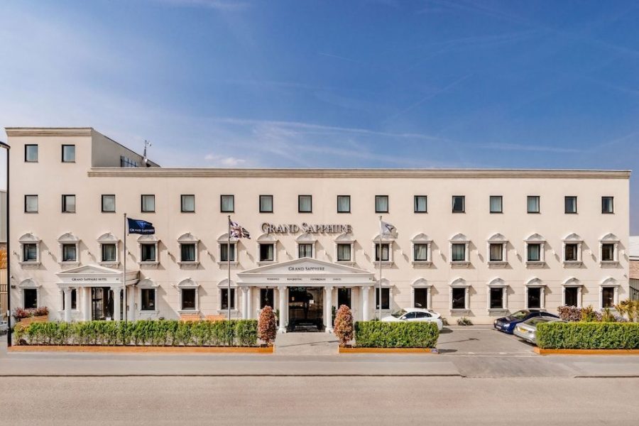 Bari - Croydon - Grand Sapphire Hotel & Banqueting
