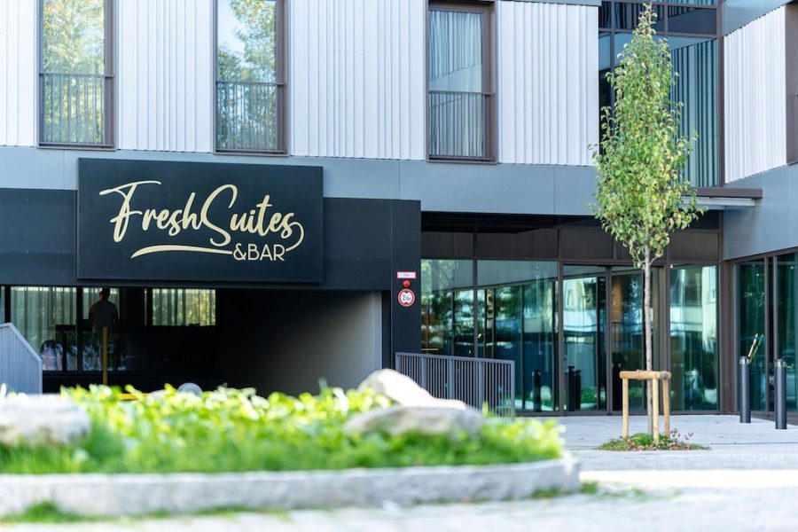Roma - Dachau - FreshSuites & Bar