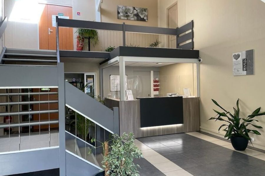 Bologna - Évreux - Be Myhôtel
