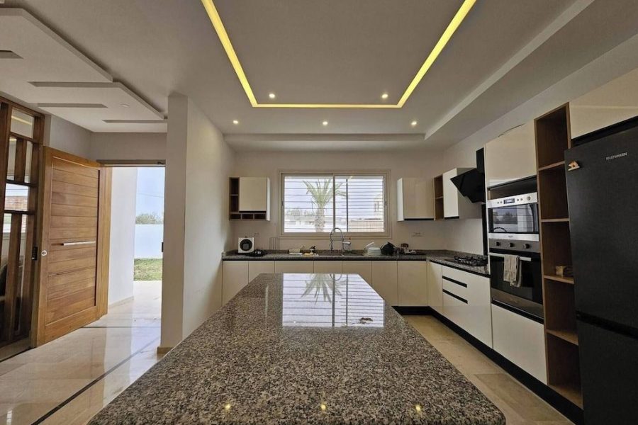Roma - Gerba - Luxurious Villa Rental in Houmt Souk