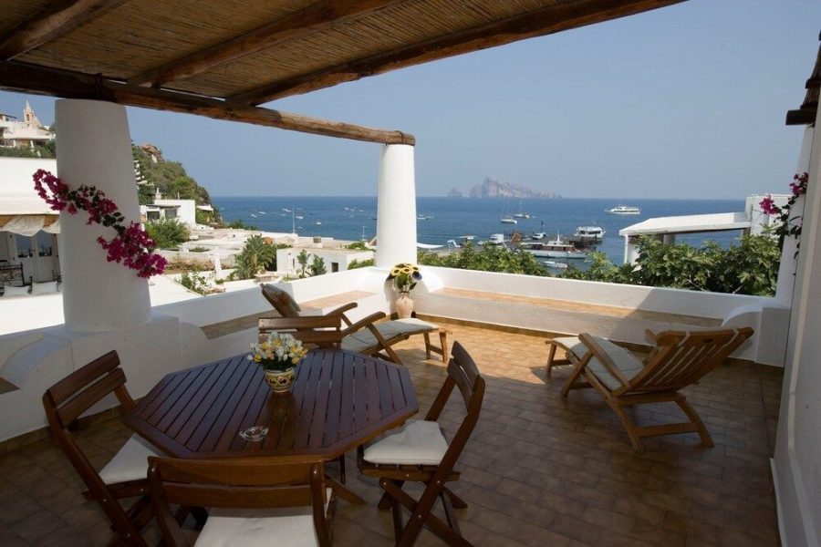 Bologna - Isole Eolie - Hotel Tesoriero