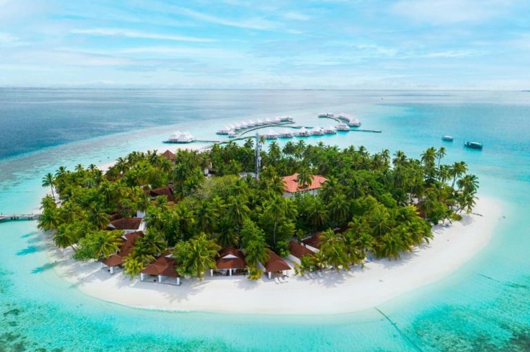 Volo + Hotel Firenze - Maldive - Diamonds Athuruga da 10667.94€