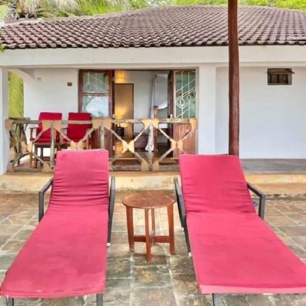 Torino - Zanzibar - Pangachumvi Beach Resort