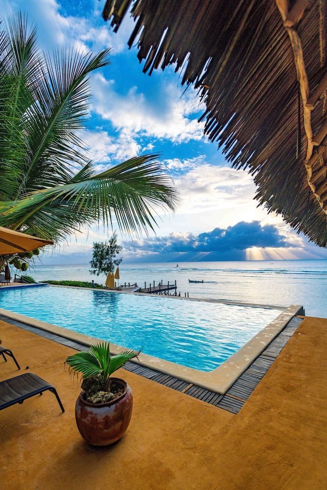 Torino - Zanzibar - Sunshine Marine Lodge
