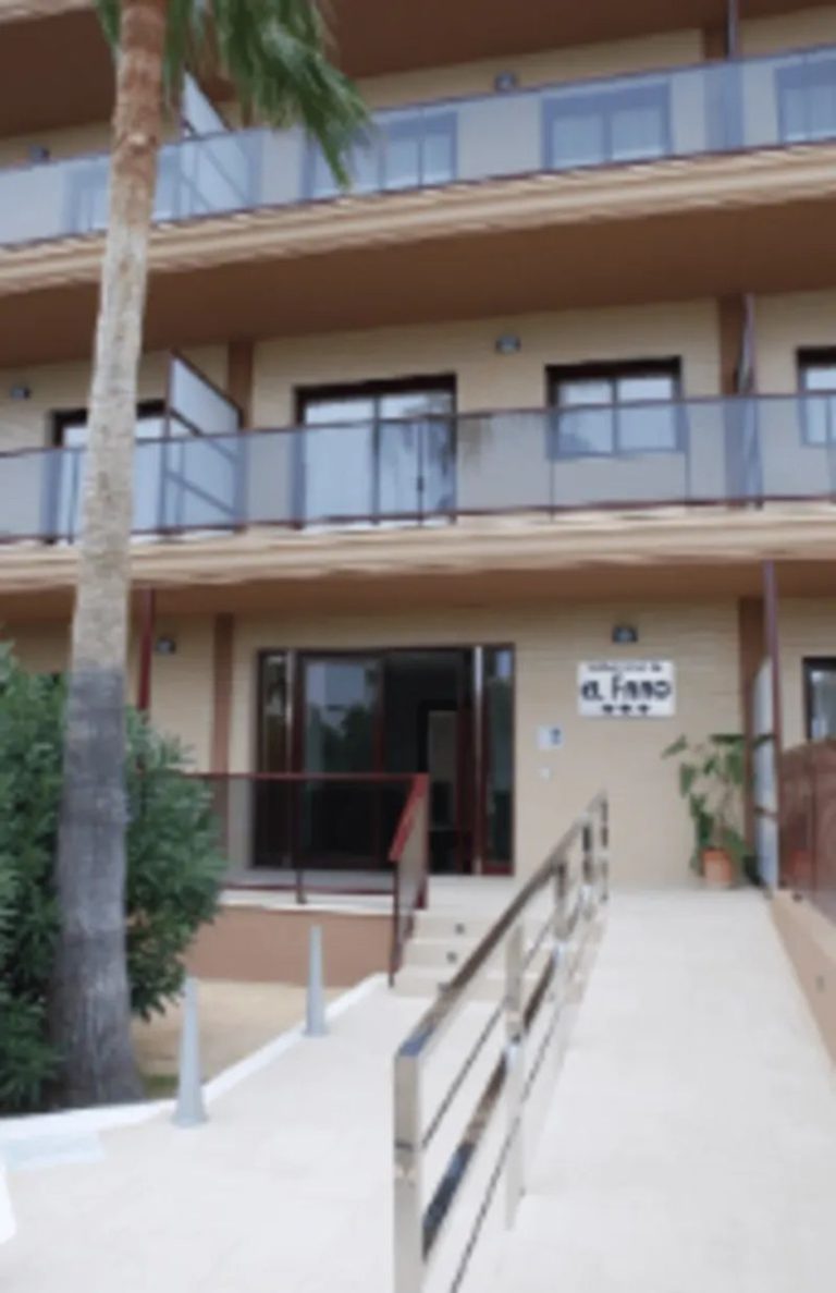 Volo + Hotel Torino - Costa di Valencia - Apartamento en Primera Línea da 241.71€