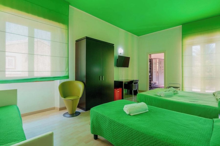 Roma - SantʼAntìoco - Hotel I Colori