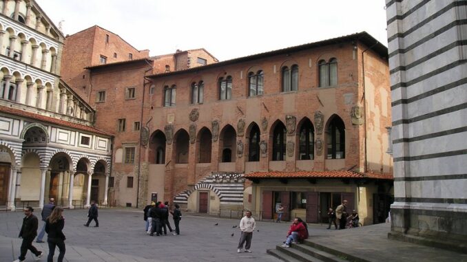 Pistoia - Palazzo dei Vescovi