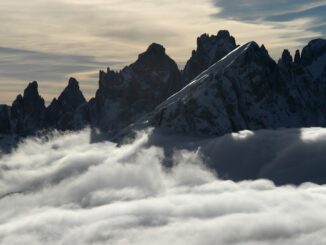 Dolomiti: Mulaz m.3006 e le Cime Focobon m.3054 ©Foto Mario Vidor