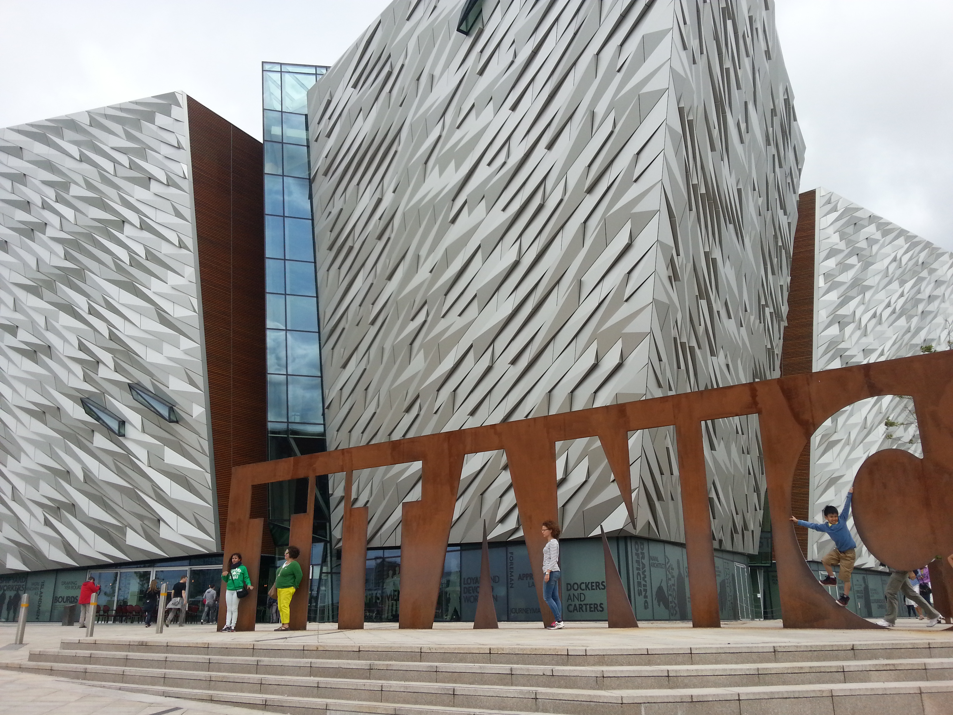 Museu “Titanic Belfast Experience”