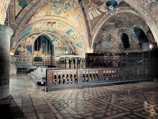 アッシジ、下部聖堂の祭壇