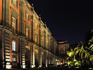 Palacio Real de Capodimonte en Nápoles, noche ©Foto Massimo Vicinanza
