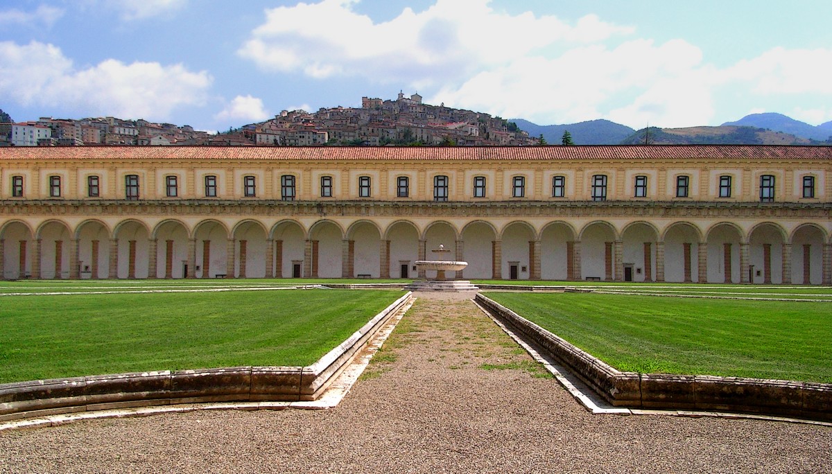 Certosa di San Lorenzo conosciuta come Certosa di Padula