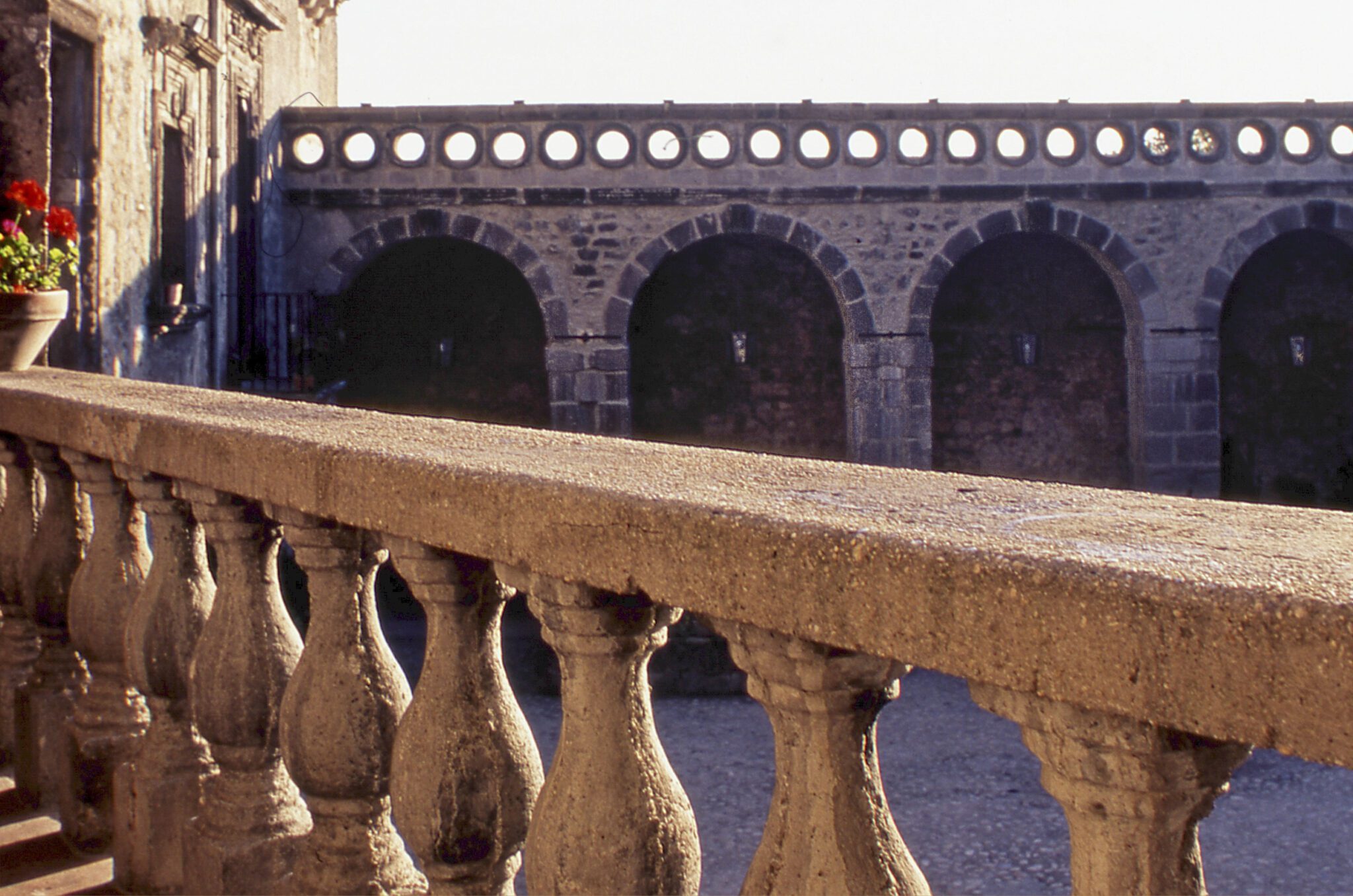 Interno cortile a Faicchio ©Foto Massimo Vicinanza
