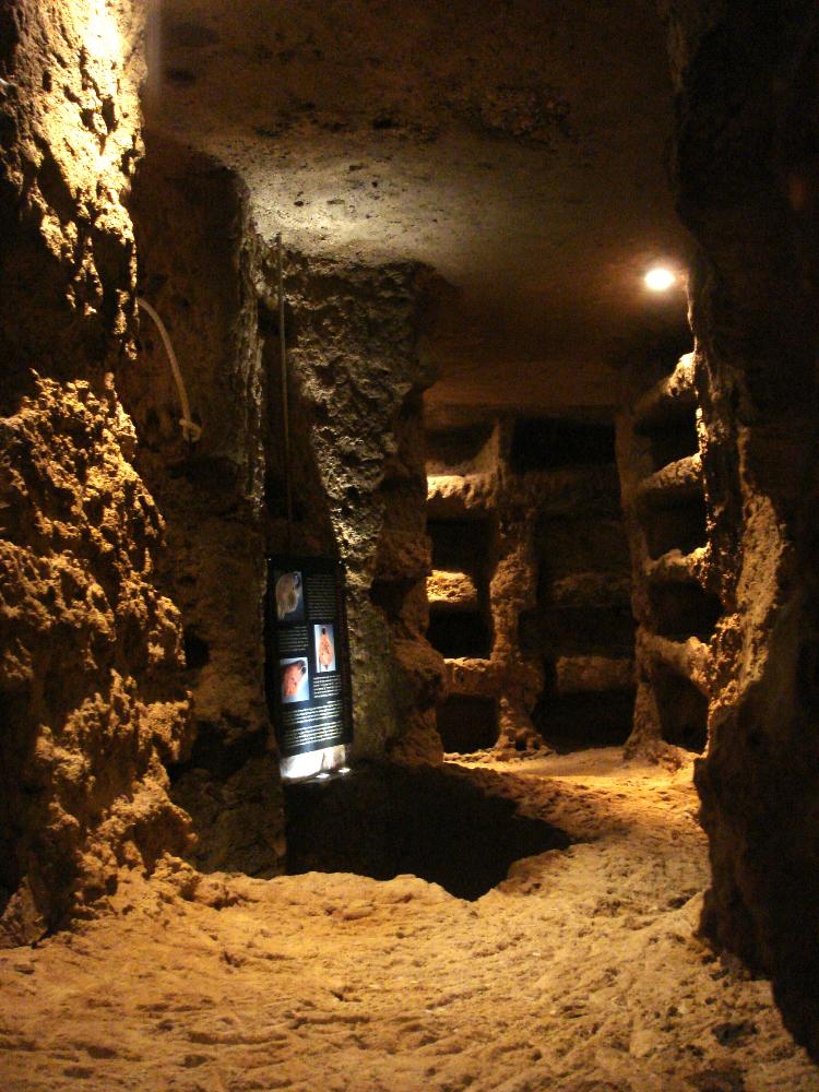 Catacombe di Santa Lucia  Siracusa