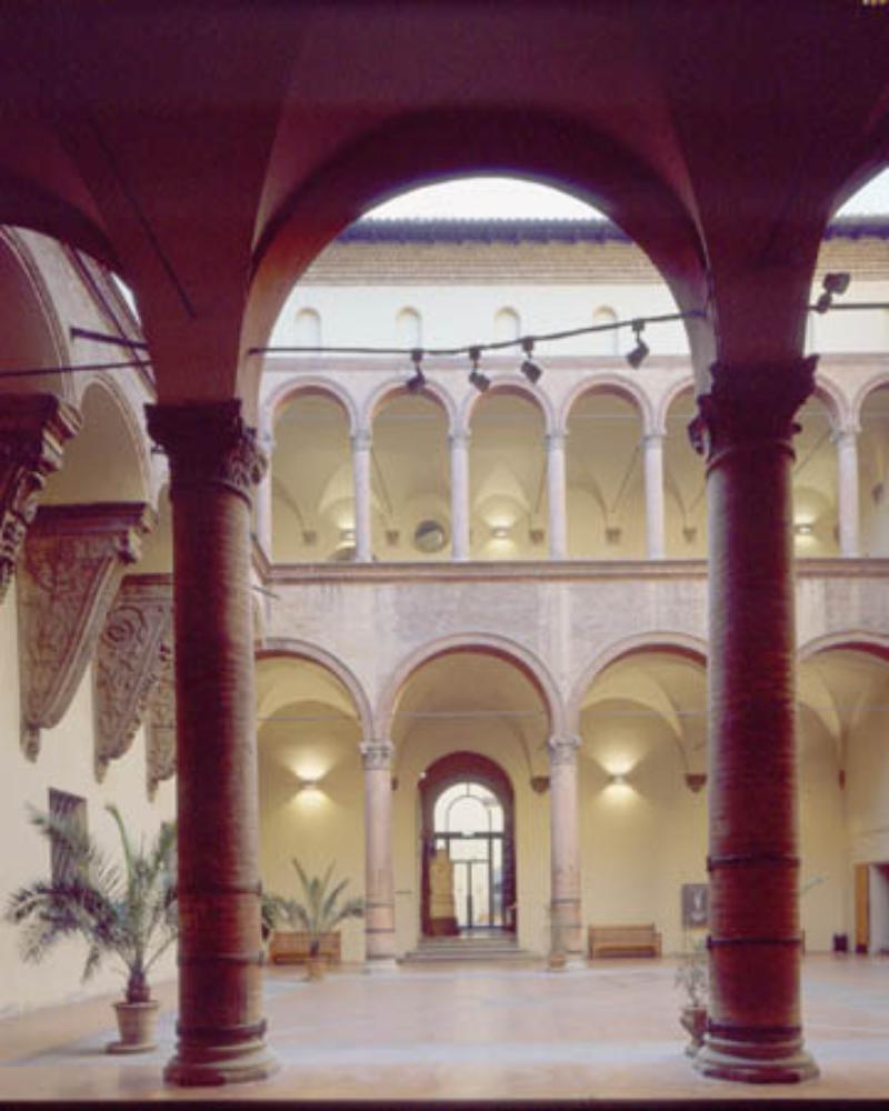 Musei civici d'arte antica: museo civico medievale di Bologna  Bologna