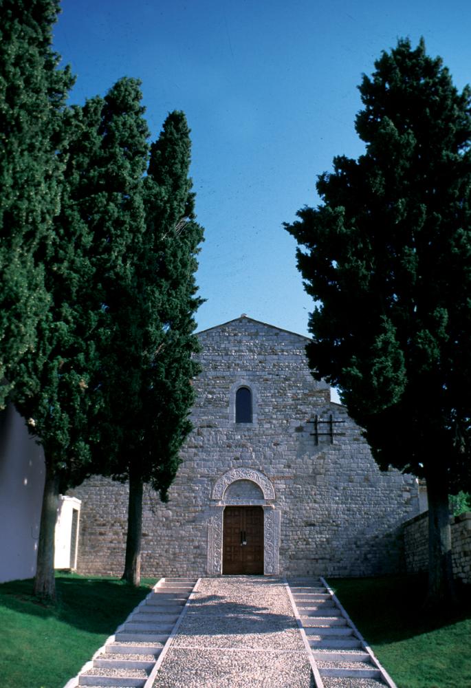 Abbazia di San Clemente al Vomano, Notaresco