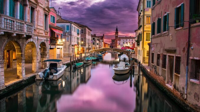 Canal a Venecia