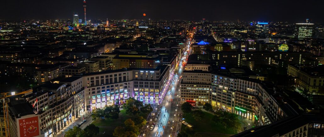 Berlino cose da vedere: Vista notturna di Berlino - Foto di Achim Scholty