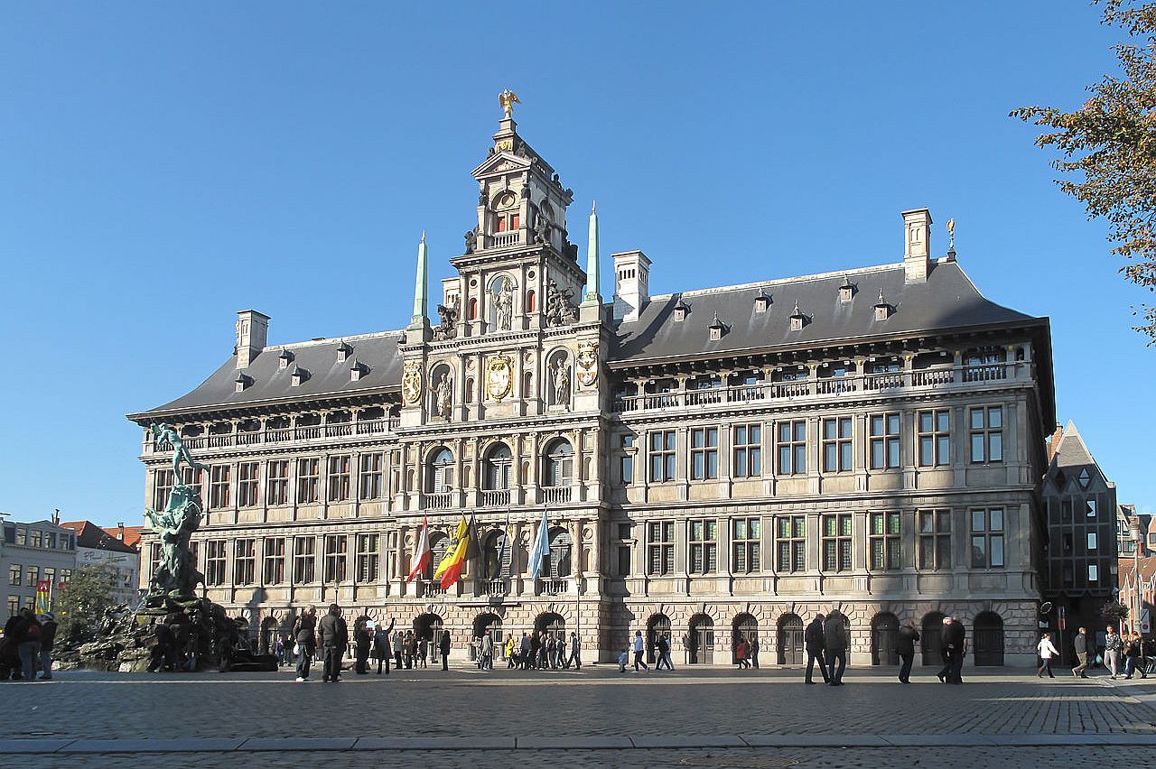 Amberes, Bélgica - El Ayuntamiento