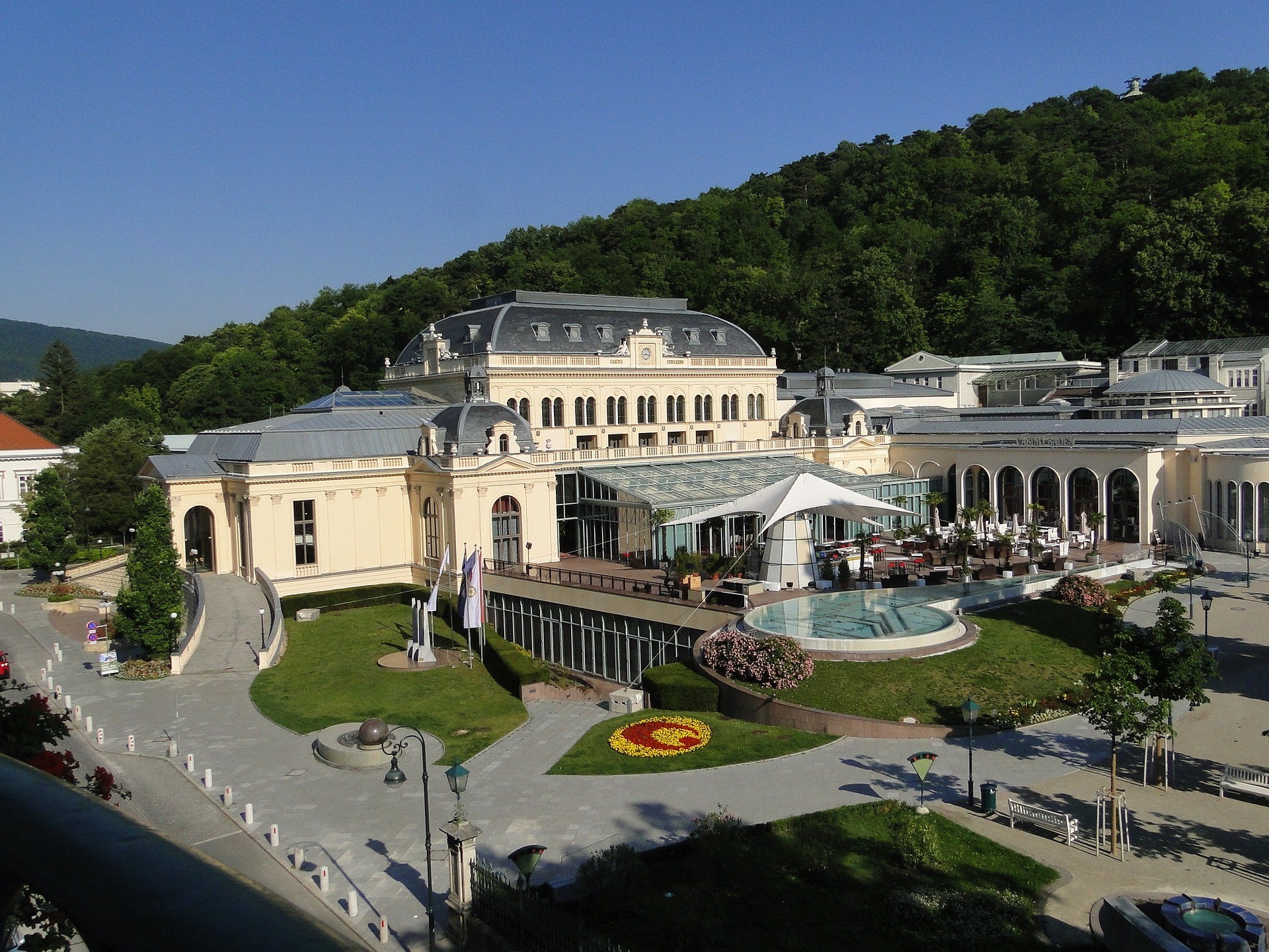 Dintorni di Vienna: Casino di Baden, Austria - Foto di Edelgard Hennicke