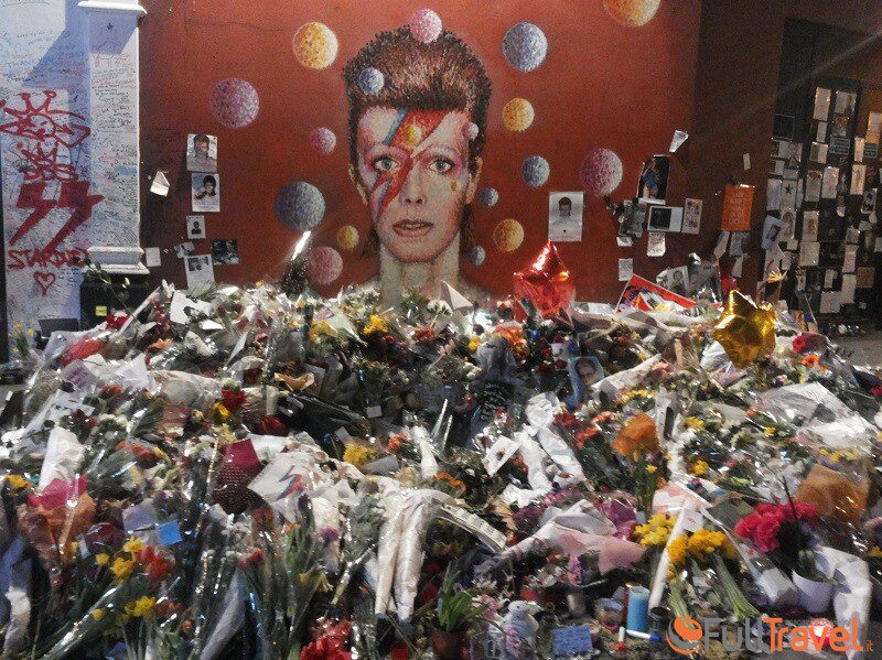 De muurschildering van David Bowie op de dag van zijn overlijden -Foto Maria Ilaria Mura/FullTravel.it