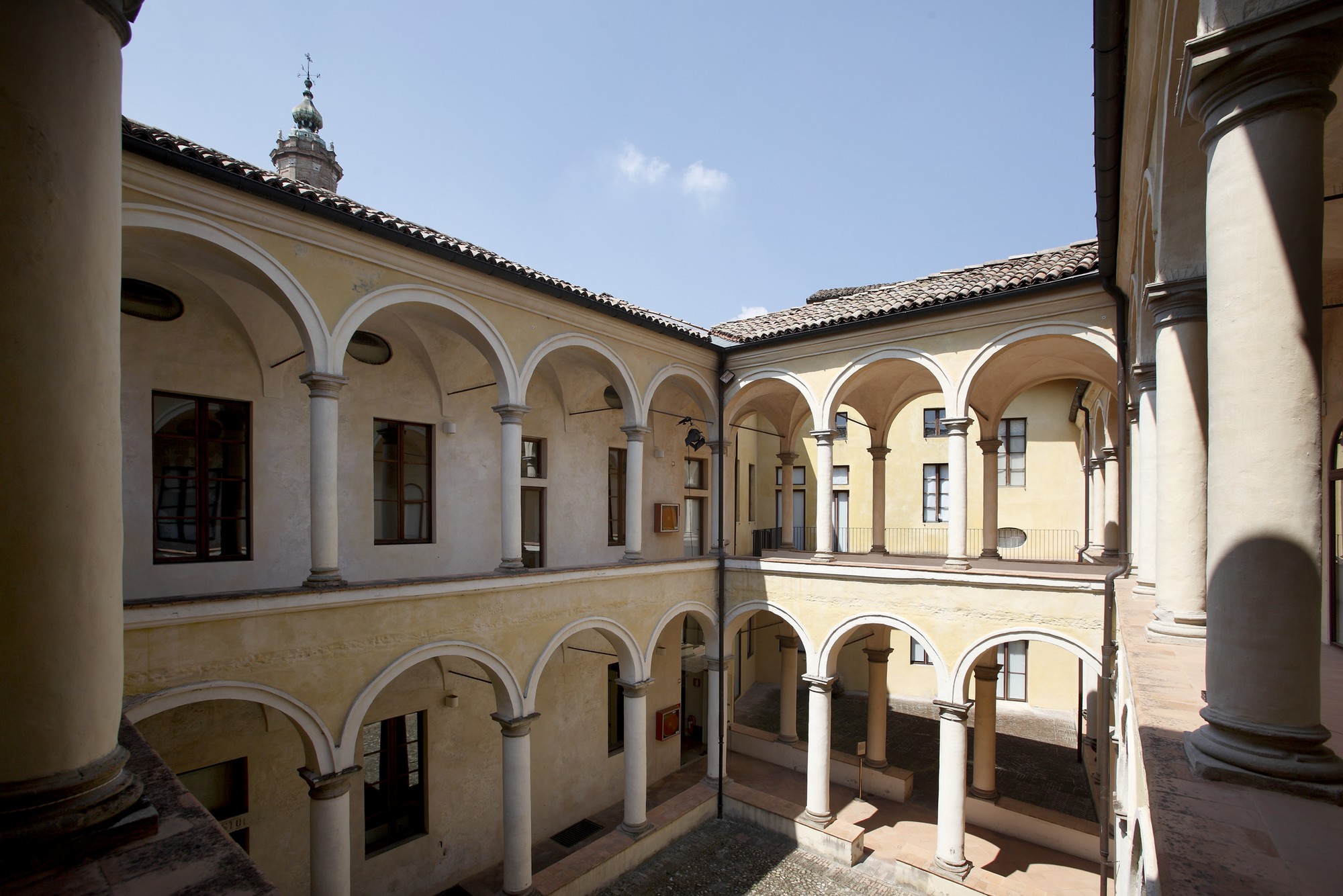 Pinacoteca Giuseppe Stuard, Parma