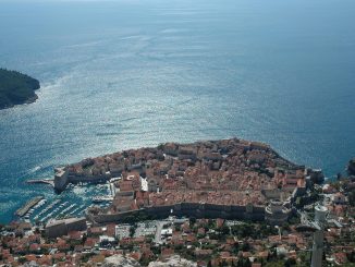 Uitzicht op Dubrovnik vanaf de berg Srd