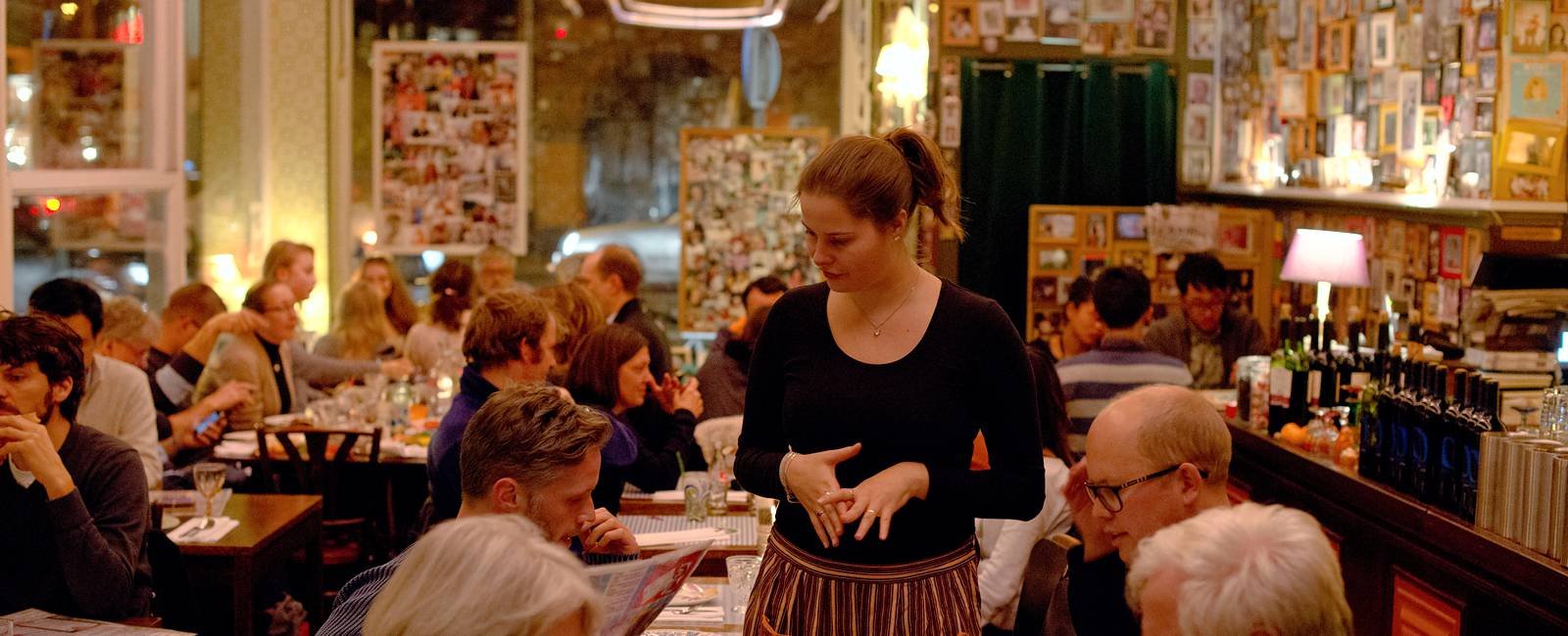 Moeders, Amsterdam - Photo UF