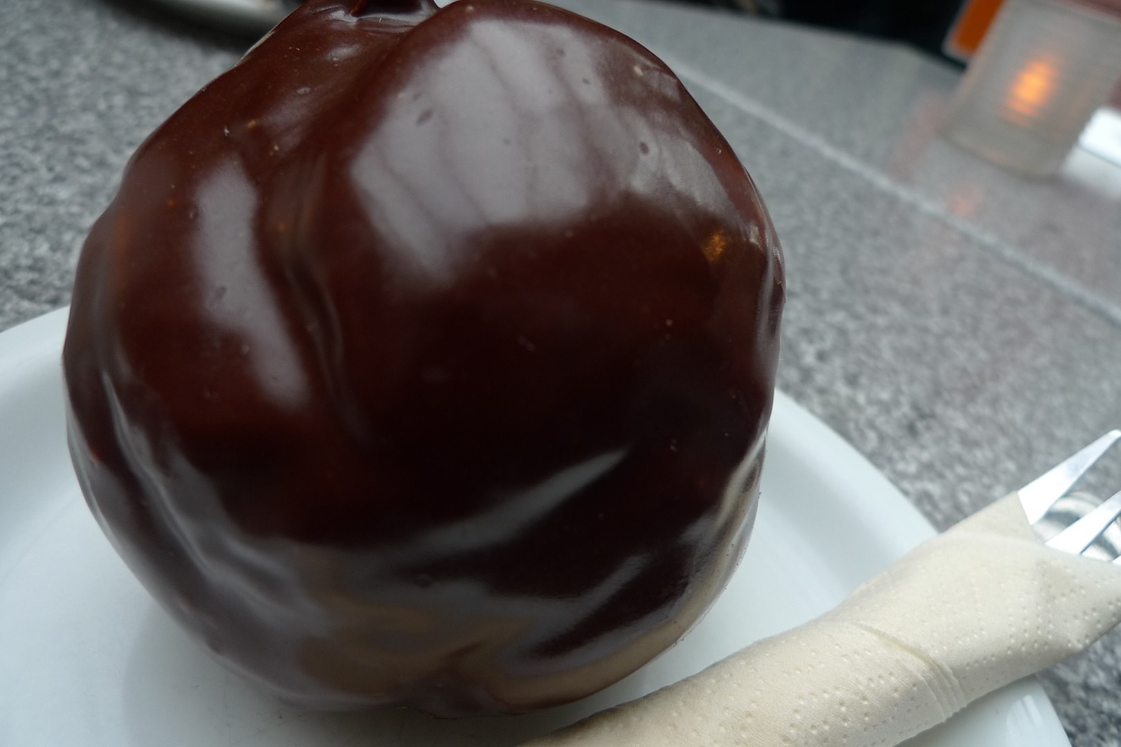 Bossche bol, dolce olandese - Foto Franklin Heijnen P1400519 CC BY-SA 2