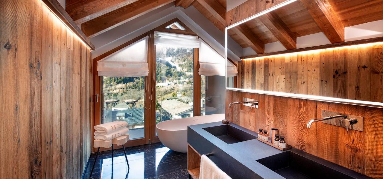 Bagno de la Suite junior de Le Massif Hotel a Courmayeur - Foto BK