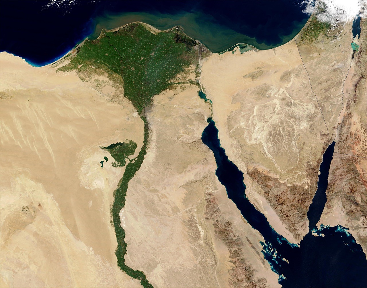 Zicht vanuit de satelliet op de Nijl-delta in Egypte - Foto Pix