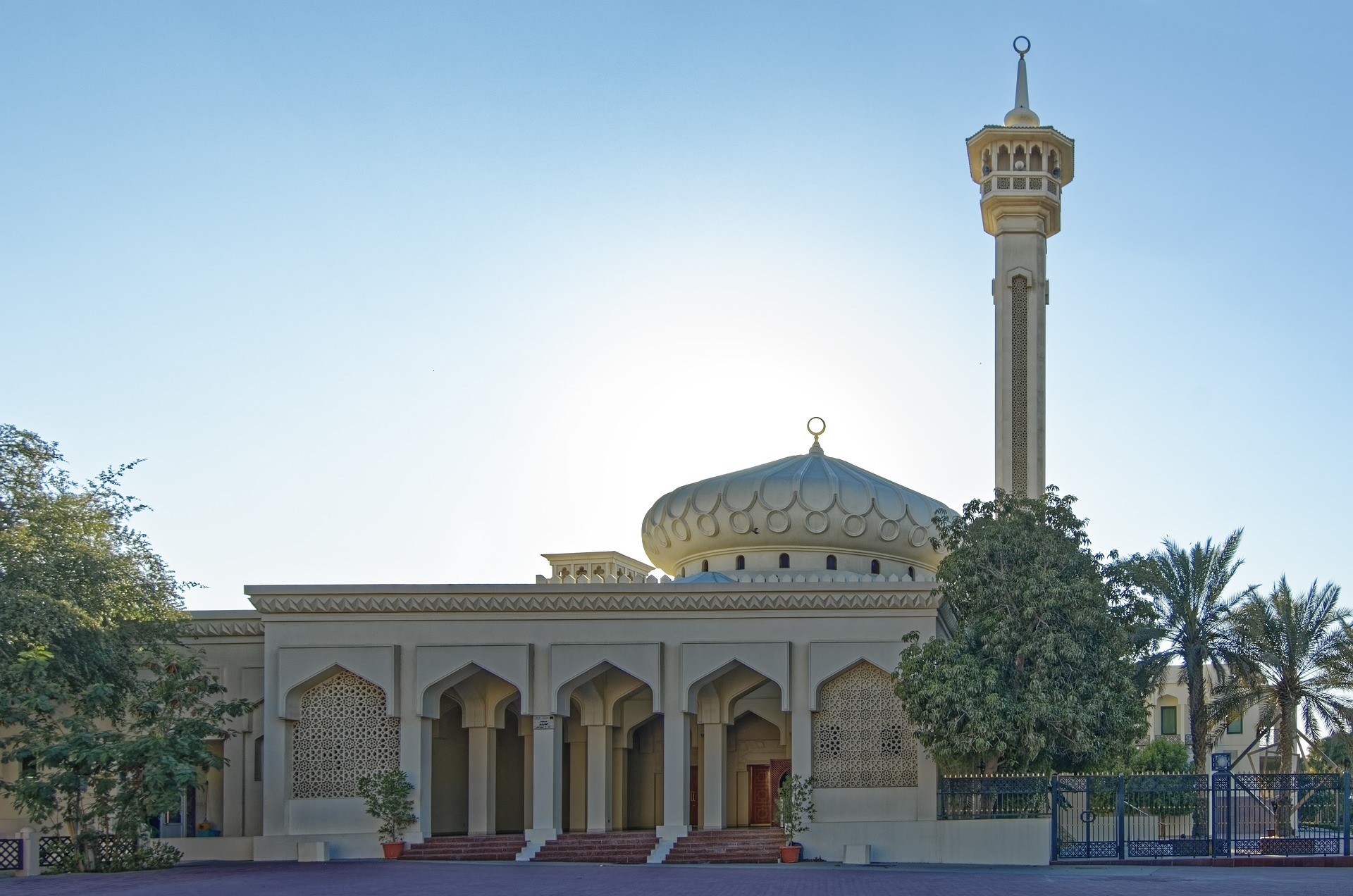 Moschea di Al Fahidi, situata nel quartiere storico di Al Fahidi (conosciuto anche come Al Bastakiya) a Dubai - Foto Pix