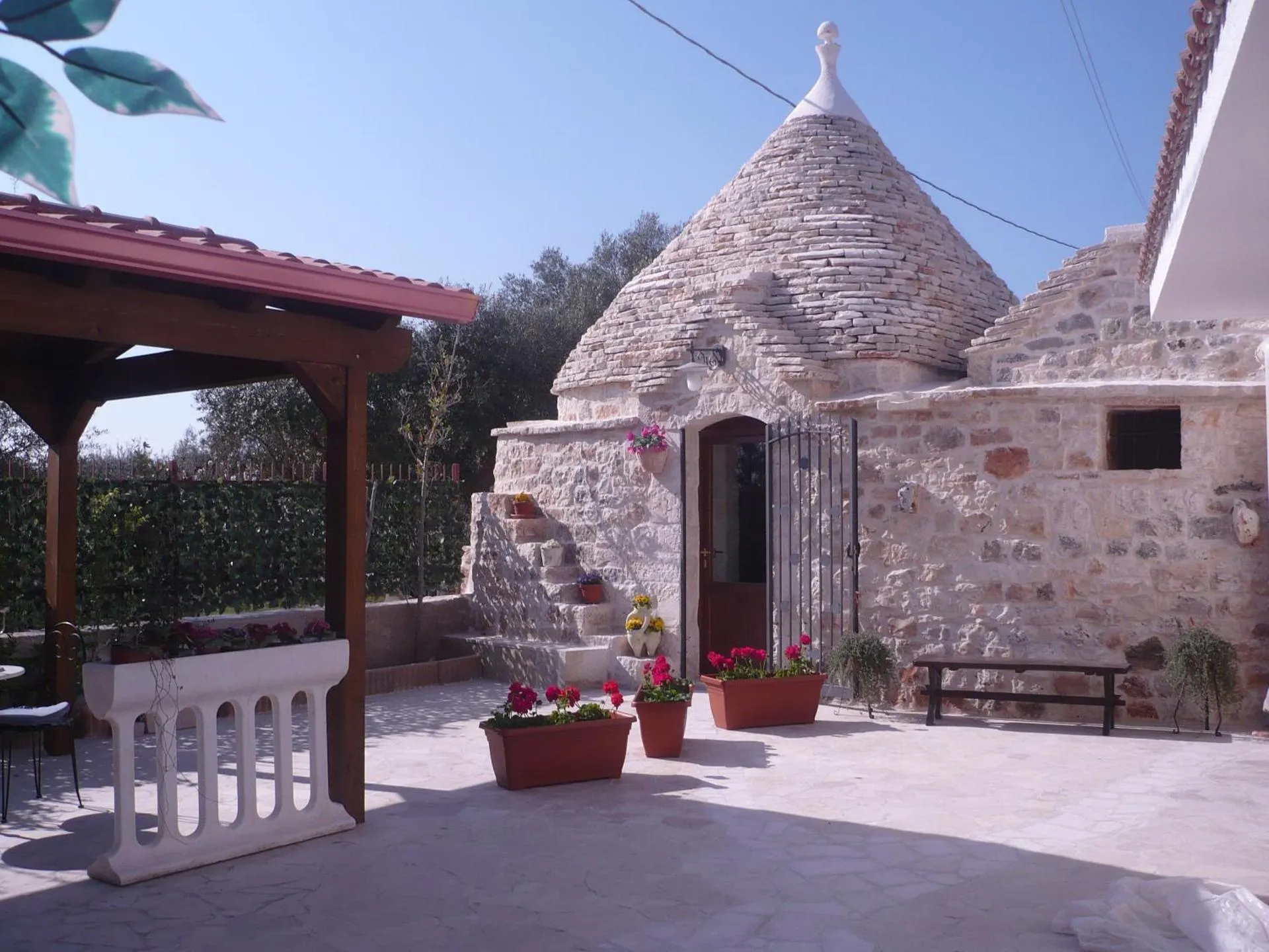 L'isola Felice E Trulli Sotto Le Stelle a Castellana Grotte | Alloggi X FullTravel