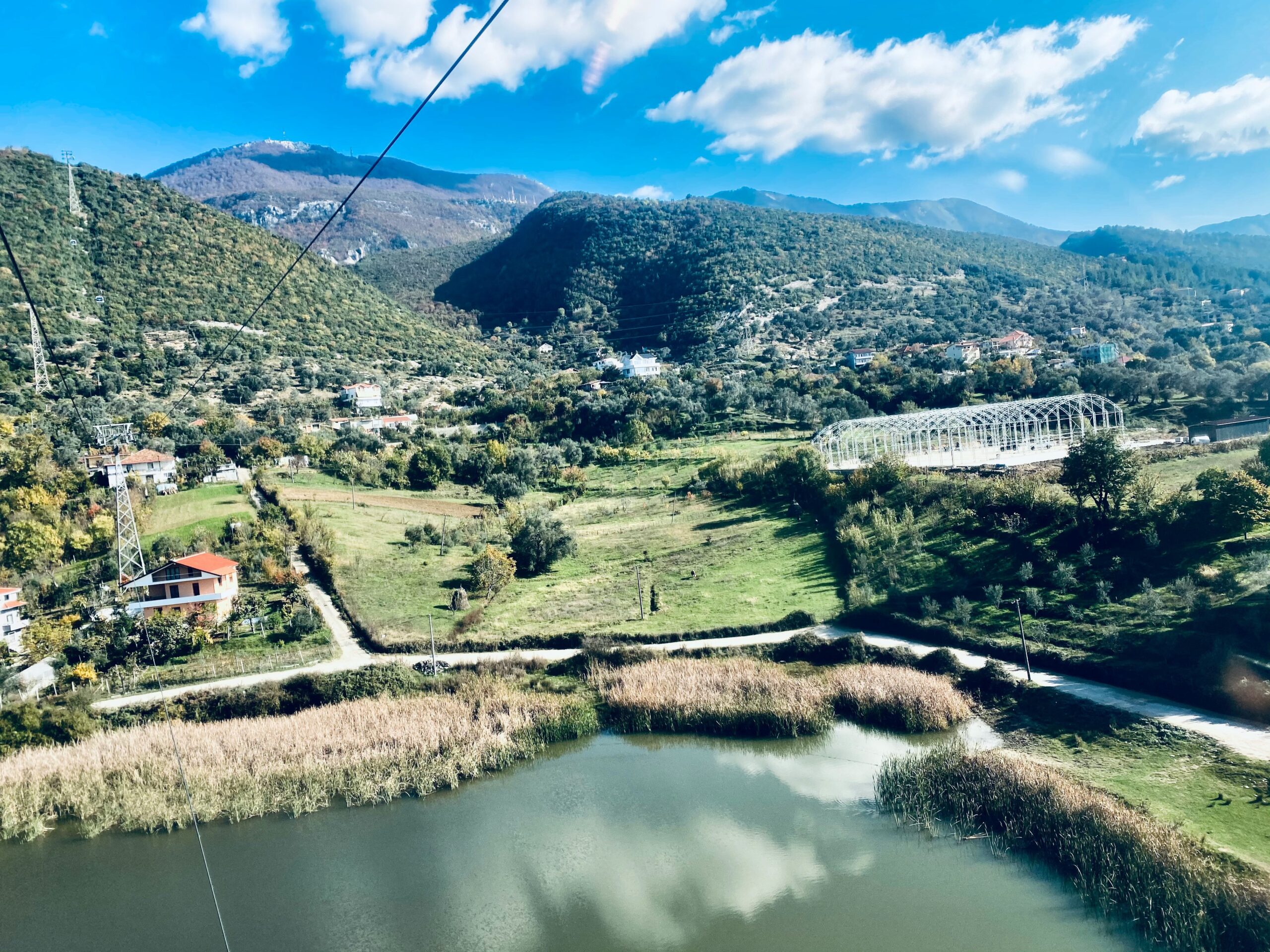 Dajti Ekspres, la funivia più lunga dei Balcani, che collega Tirana alla cima della montagna - Foto Foto di Edrin Spahiu Pix