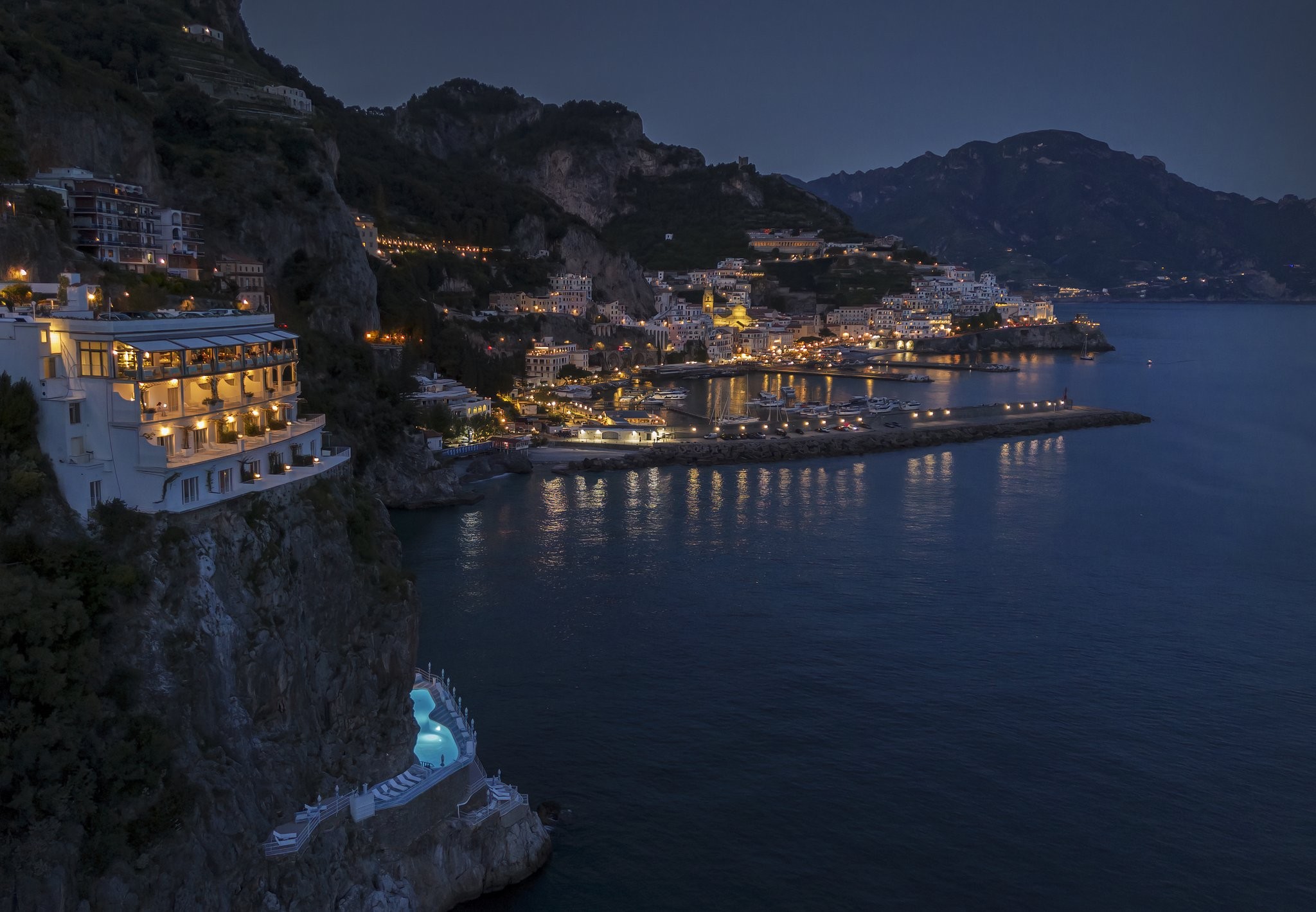 Hotel Miramalfi al tramonto - Foto Uff
