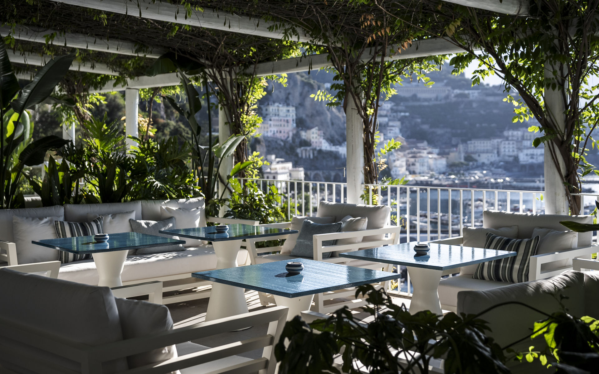 Sala colazione dell'hotel Miramalfi - Foto Uff