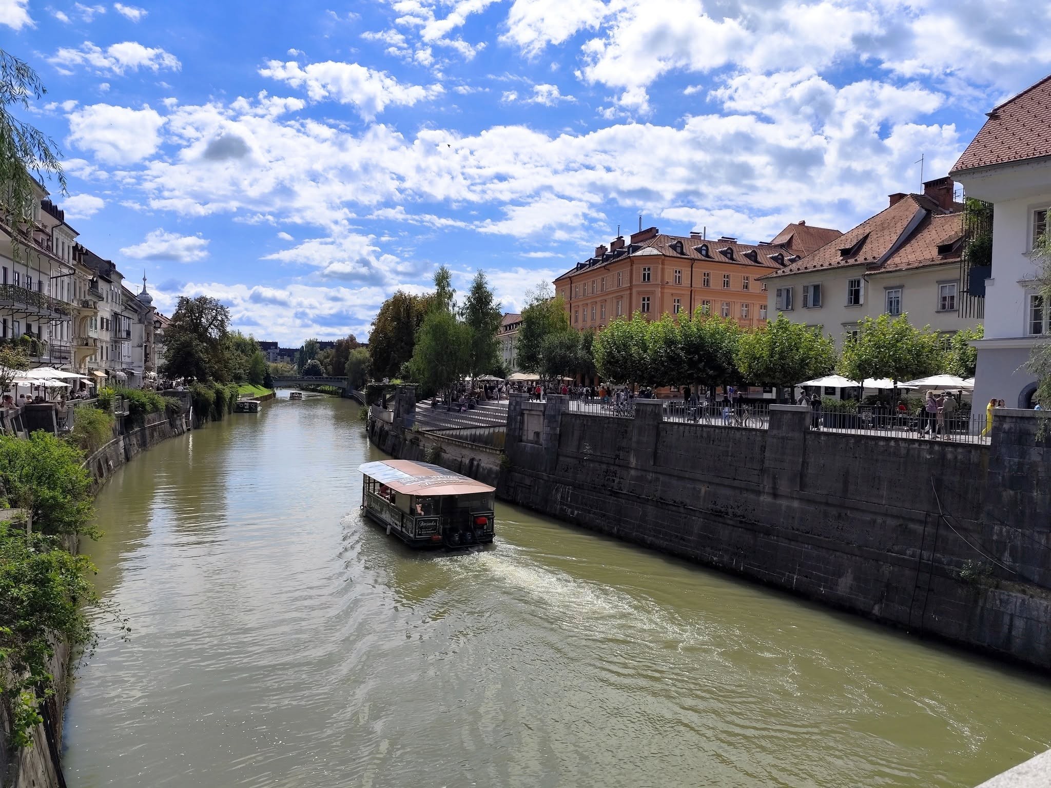 Fiume Lubianica che attraversa la capitale della Slovenia, Lubiana - ©Foto Anna Bruno