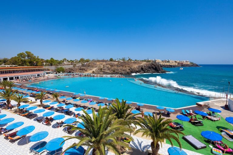 Volo + Hotel Cagliari - Los Cristianos - Ona Alborada da 596.48€