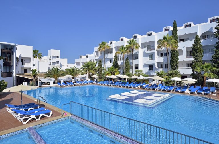 Volo + Hotel Catania - Cala D'Or - Sol Cala d Or Apartamentos da 487.3€