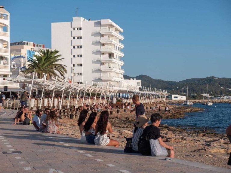 Volo + Hotel Ancona - San Antonio de Portmany, Ibiza - Hotel Orosol by Typic Hotels da 1133.87€