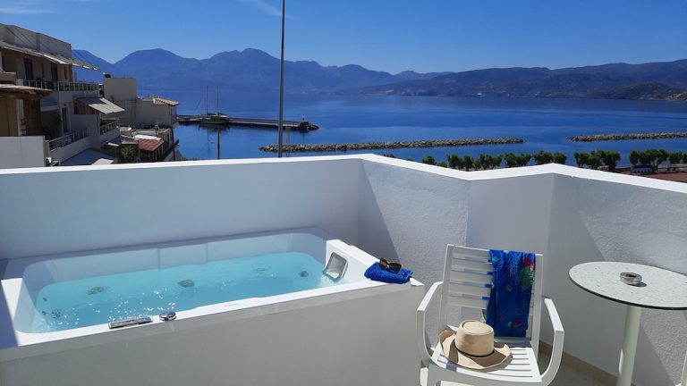 Volo + Hotel Bari - Agios Nikolaos, Creta - Naiades Marina Hotel da 491.52€