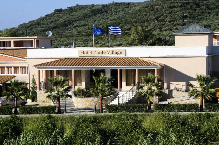 Volo + Hotel Bari - Alikanas - Zante Village Hotel da 340.48€