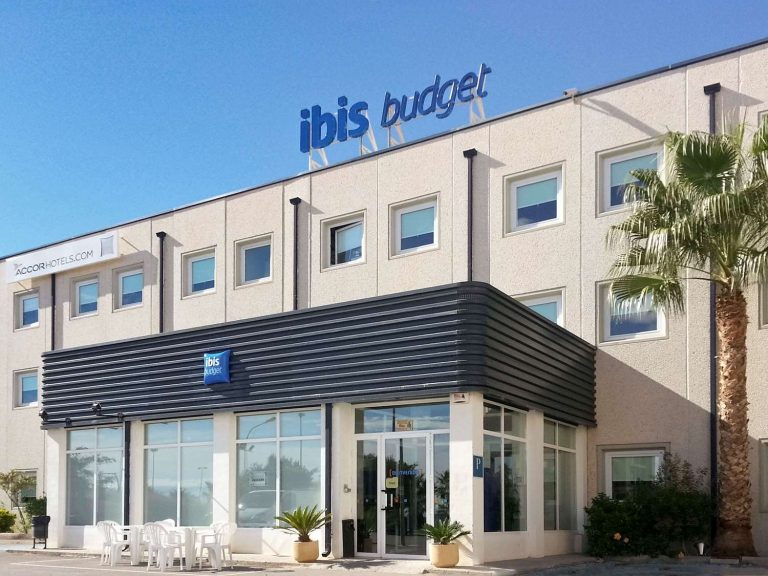 Volo + Hotel Milano - Alicante - Ibis Budget Alicante da 164.17€