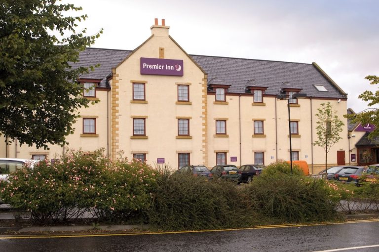 Volo + Hotel Bari - Scozia, Regno Unito - Premier Inn Edinburgh A1 - Newcraighall da 307.39€