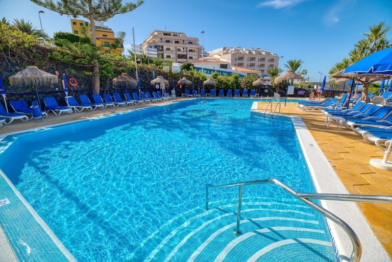 Volo + Hotel Bari - Guía de Isora - Ona el Marqués da 510.71€